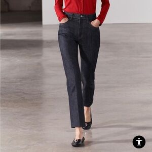 ZARA  high waist cropped bootcut jeans 28